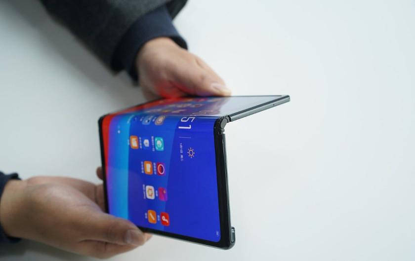 Sony travaille sur un nouveau smartphone pliable Xperia F 5G