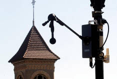 A Paris, ont déjà installé des radars, condamné à une amende les conducteurs de voitures haut de gamme