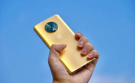 OnePlus lance 7T en or métallique