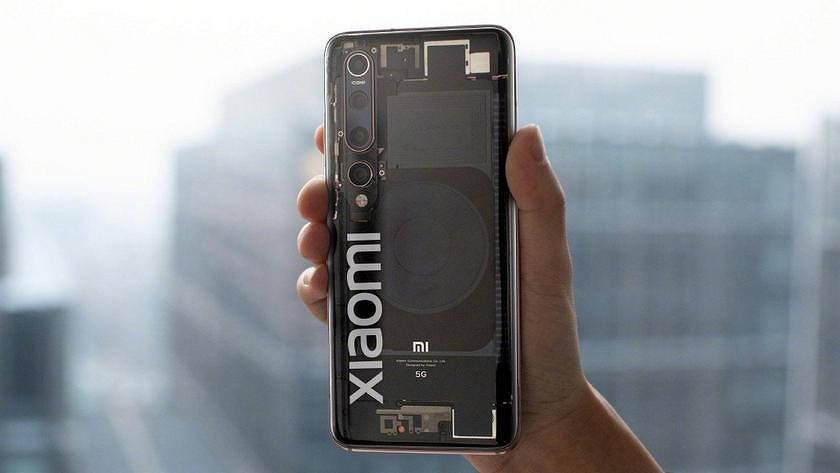 Xiaomi Mi 10 a reçu une version avec un corps transparent!?