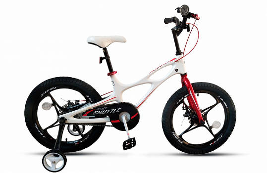 Navette spatiale Royal Baby 18