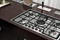 Quel poêle est le meilleur: au gaz ou électrique?