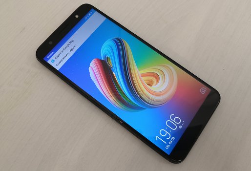 Notre avis sur le smartphone TECNO Camon CM (CA6)