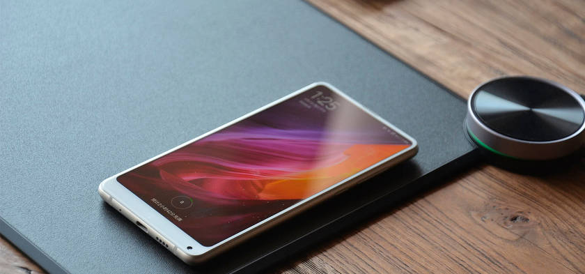 Xiaomi a annoncé un nouveau tapis de souris avec chargement sans fil