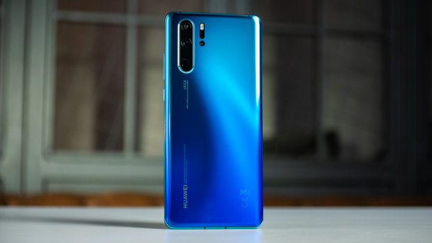 Summing up the review of the new camera phone from Huawei