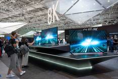 Les téléviseurs Samsung 8K ont atteint la Russie: de 80 mille à 1,5 million de roubles